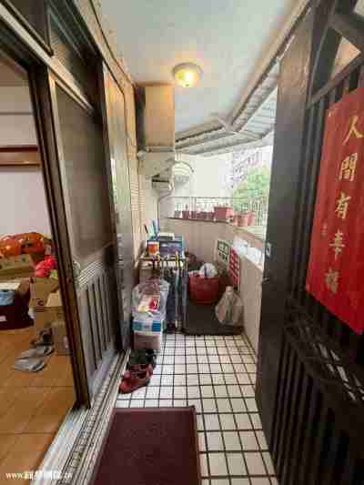 售台南市東區東區南紡&平均律旁搶手三房二樓美寓公寓798萬